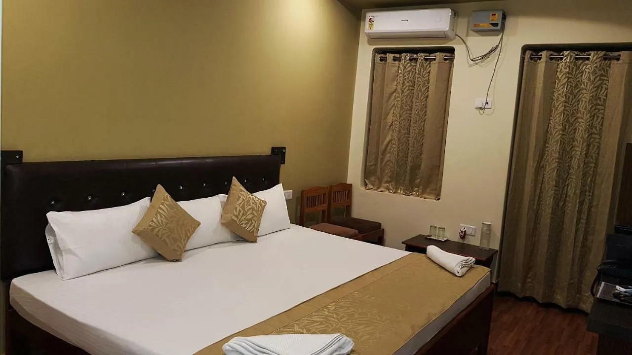Gokul Guest House バラナシ