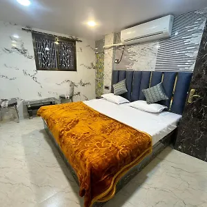 Проживание в семье Kashi Dham, Варанаси